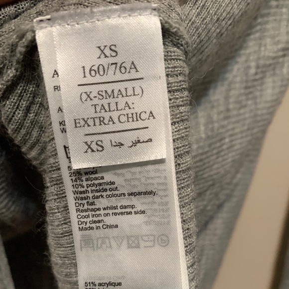 All Saints Kelsey V-Neck Sweater, size XS - Picture 9 of 12